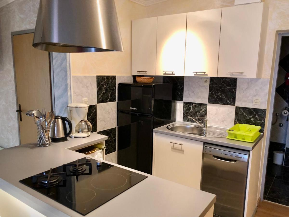 Apartments Pine & Oak With Shared Seasonal Hot Tub بريفلاكا المظهر الخارجي الصورة