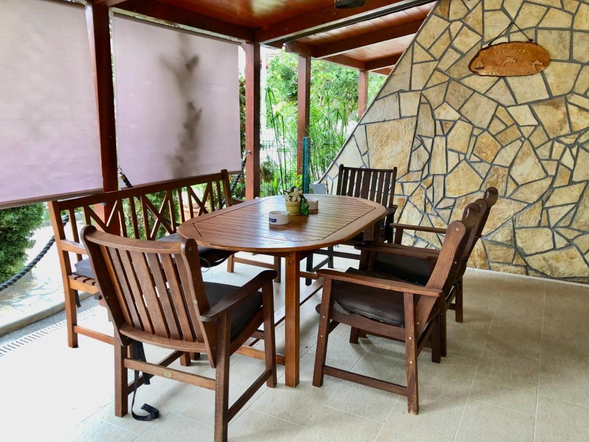 Apartments Pine & Oak With Shared Seasonal Hot Tub بريفلاكا المظهر الخارجي الصورة